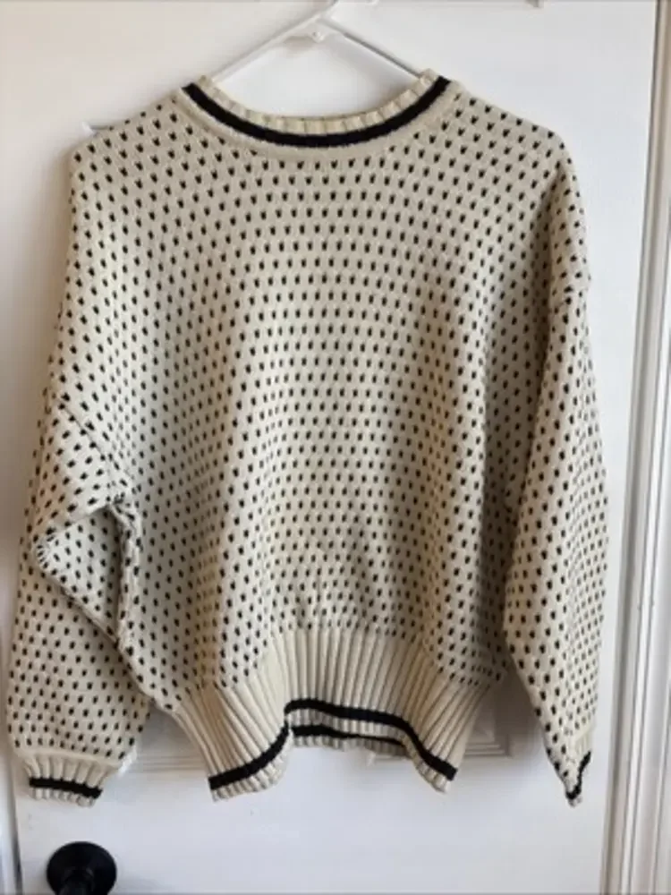 RARE‎ Vintage Lizwear Black and White Sweater Sz M Pullover Crewneck Pattern